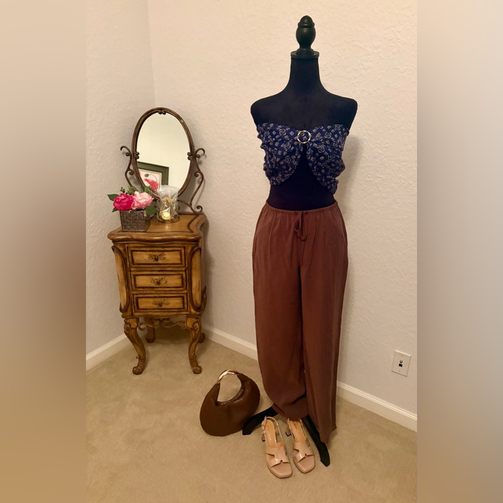 Chic Navy Blue Patterned Scarf - image 1